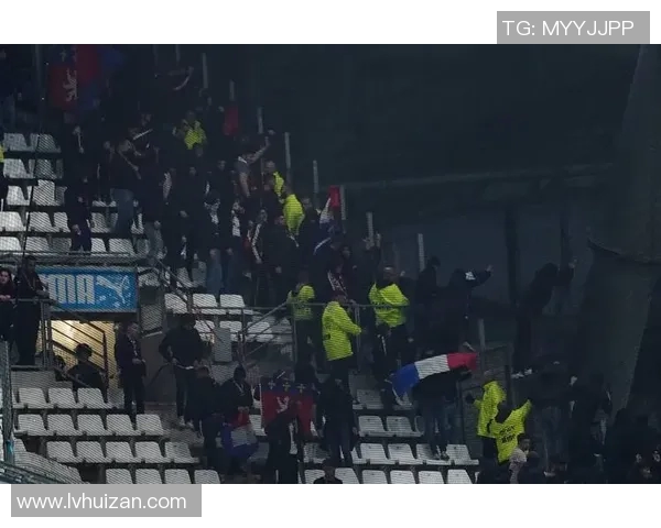 足球明星遭遇暴力事件背后的真相与反思引发社会热议